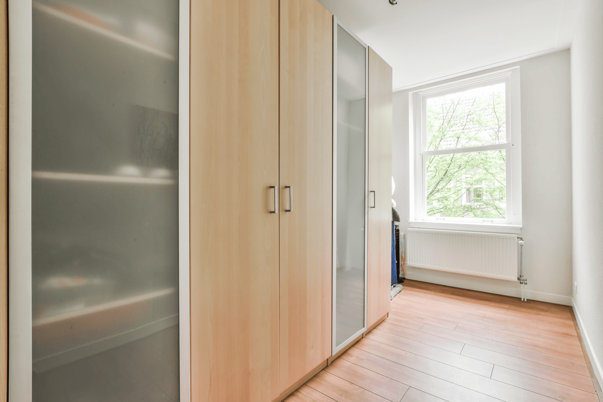 Compact Wardrobe Suite