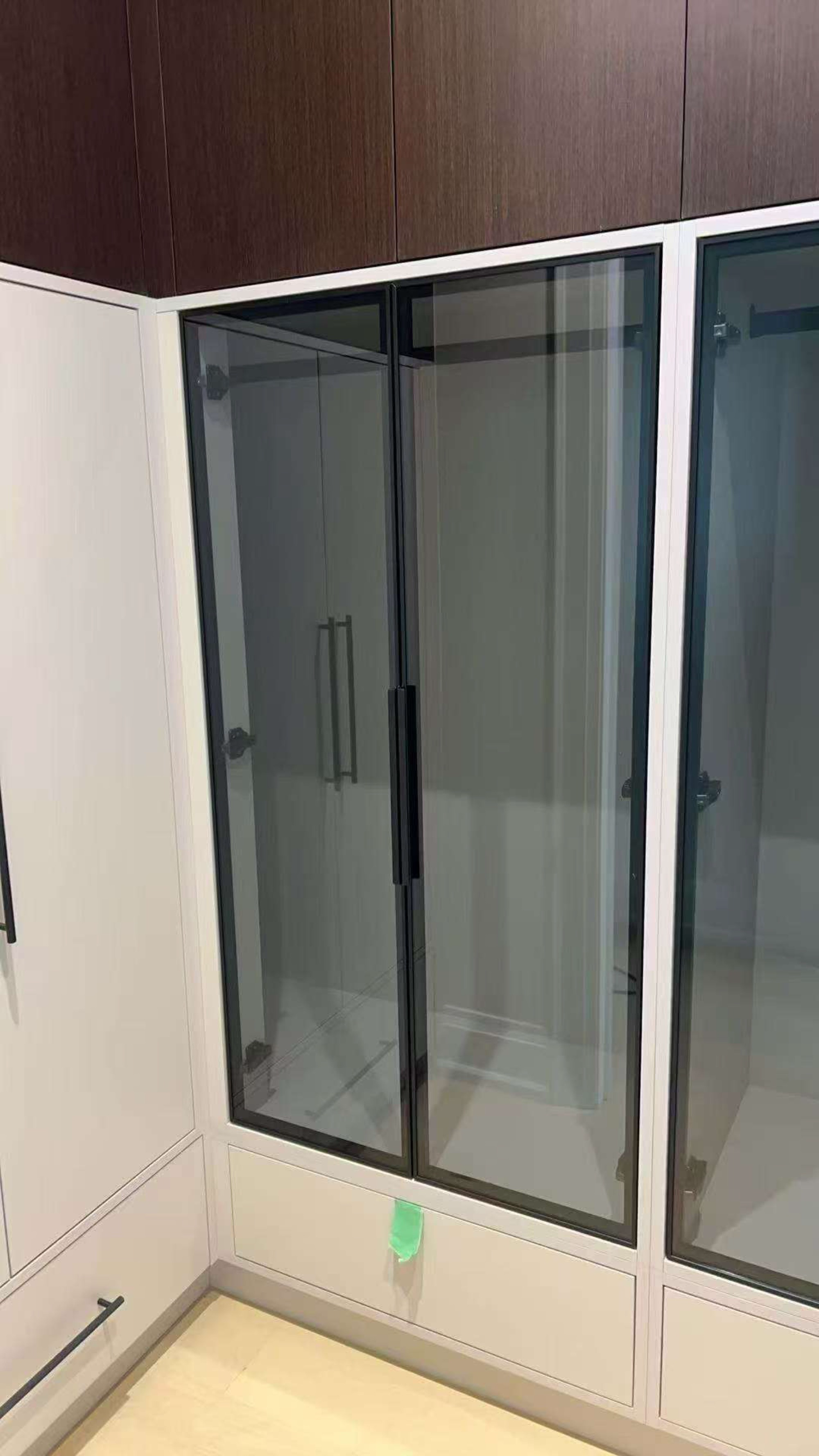 Glass Cabinet Corner