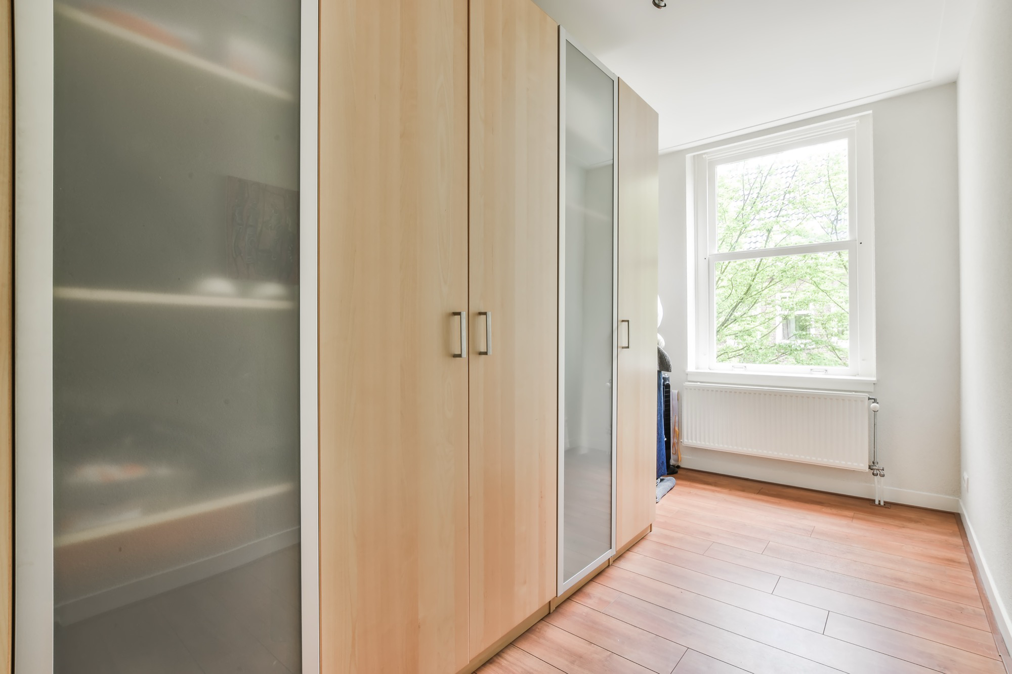 Compact Wardrobe Suite