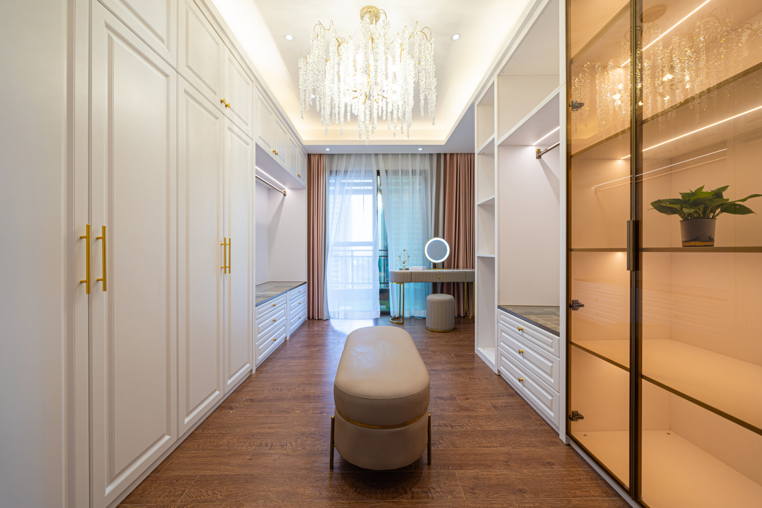 Bright Dressing Room